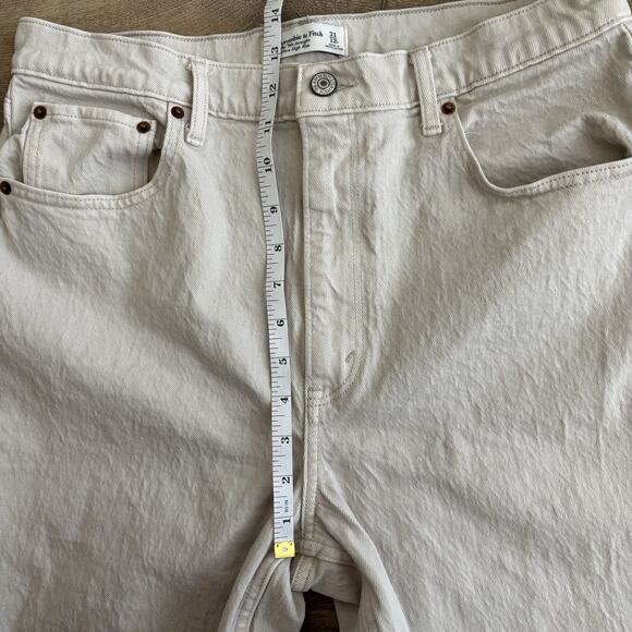 Abercrombie and Fitch Women's Size 12/31 Jeans 90s Straight Raw Edge Capri White - Picture 11 of 14